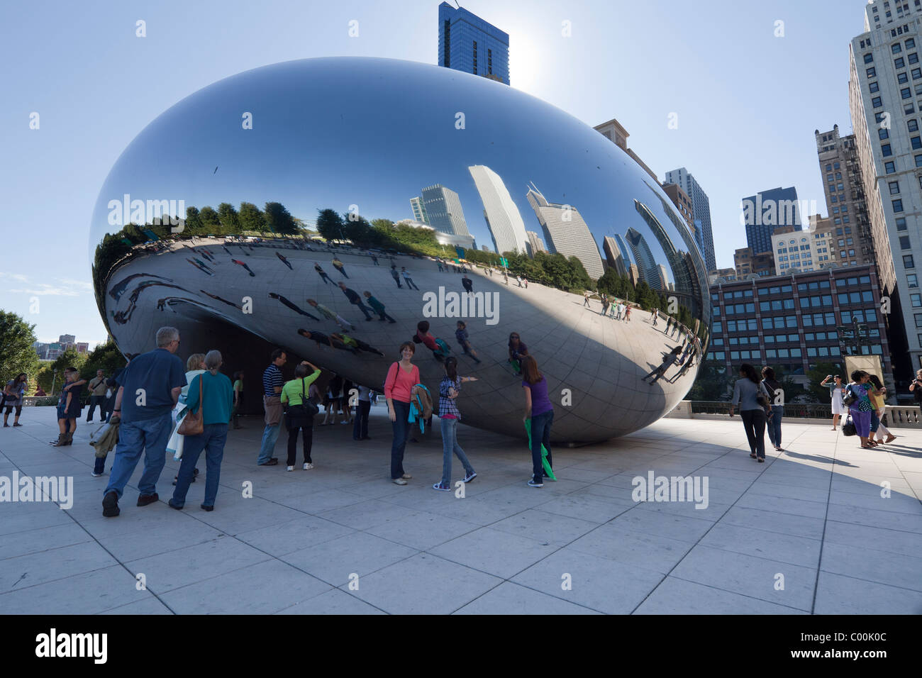 Anish kapoor the bean chicago hires stock photography and images Alamy