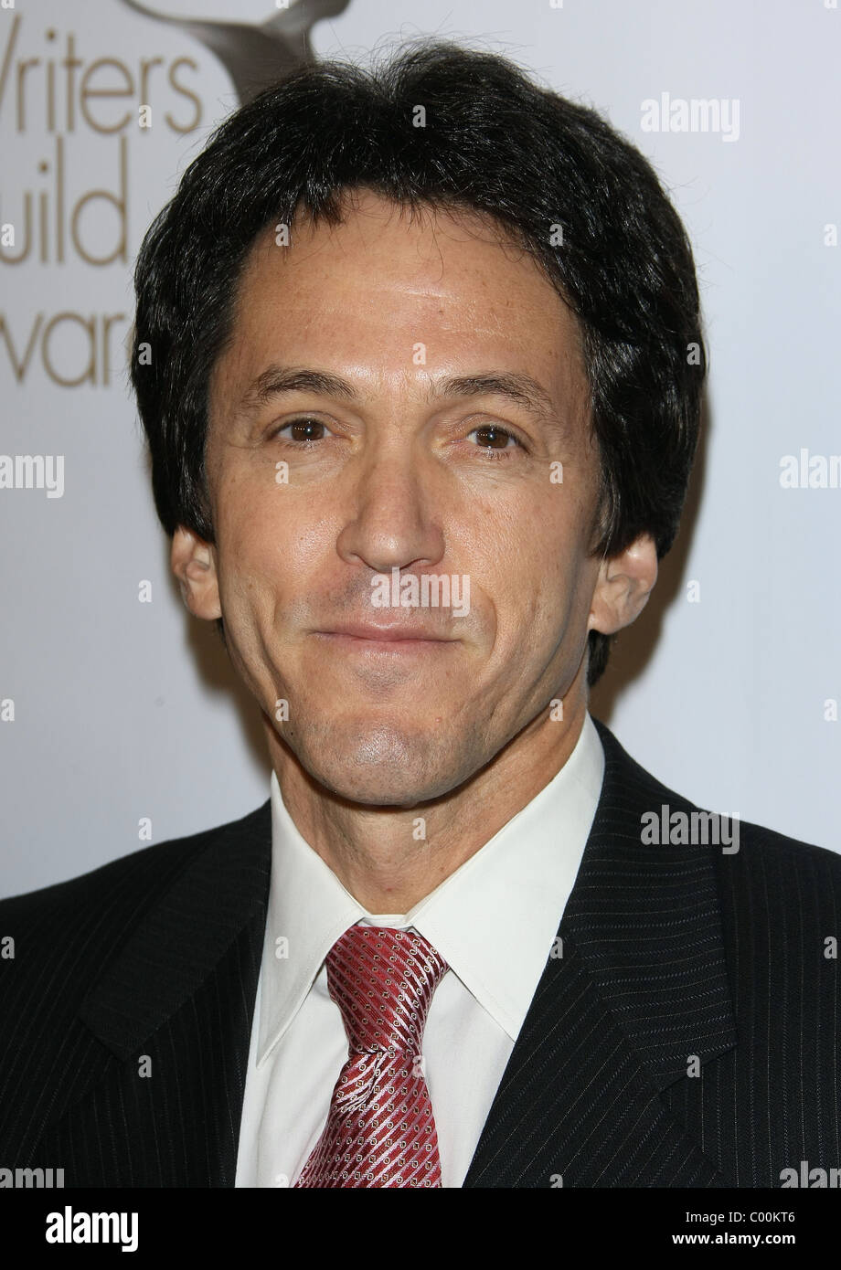 mitch albom net worth - Ilustrasi 3