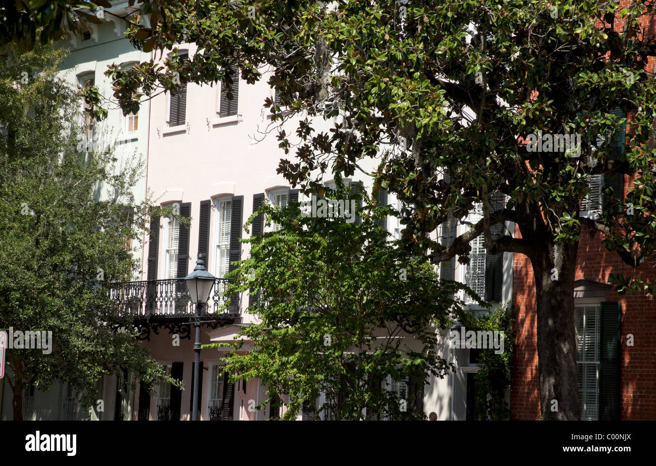 Historic savannah georgia houses hi-res stock photography and images ...