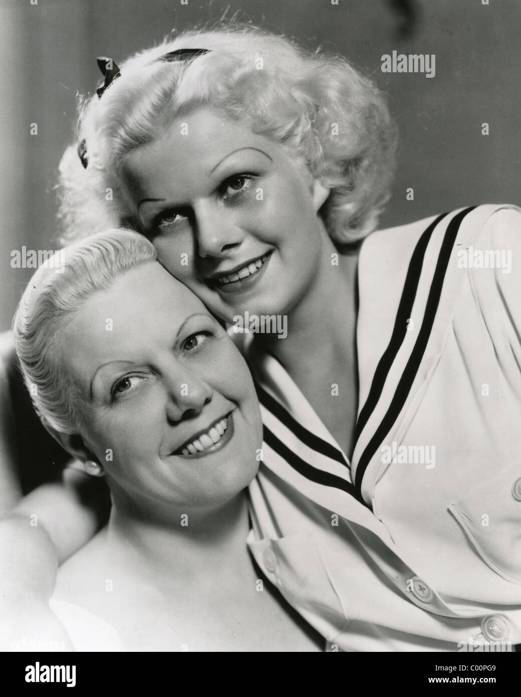 JEAN HARLOW (1911-1937) US film actress with her mother Jean Poe Carpenter  about 1930 Stock Photo - Alamy