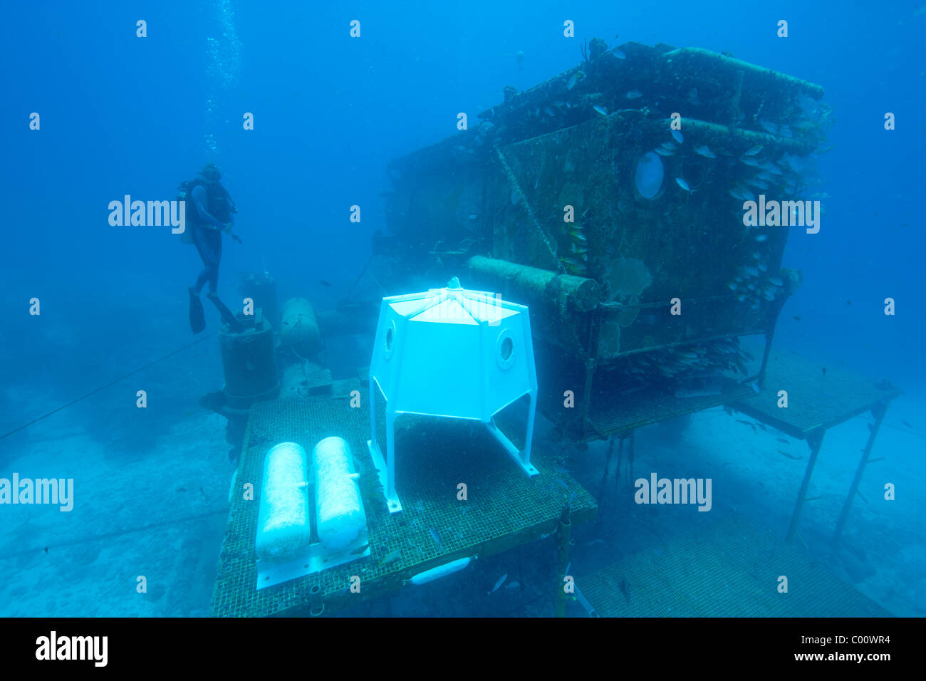 Aquarius underwater research habitat Stock Photo Alamy