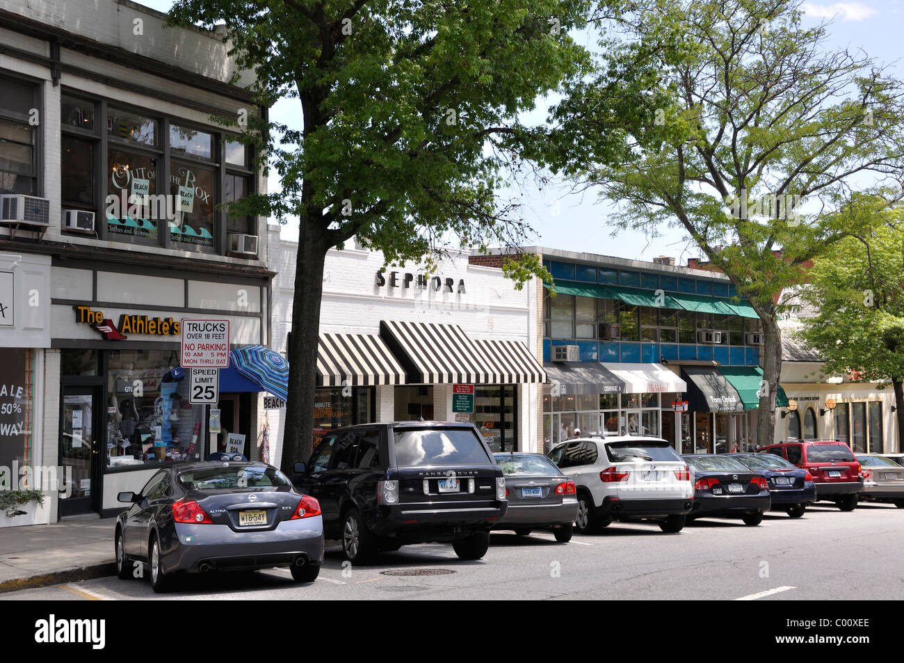 Greenwich connecticut shopping hires stock photography and images Alamy