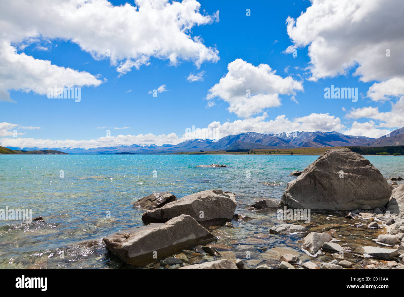 Lake Tekapo on the south island of New Zealand Stock Photo - Alamy