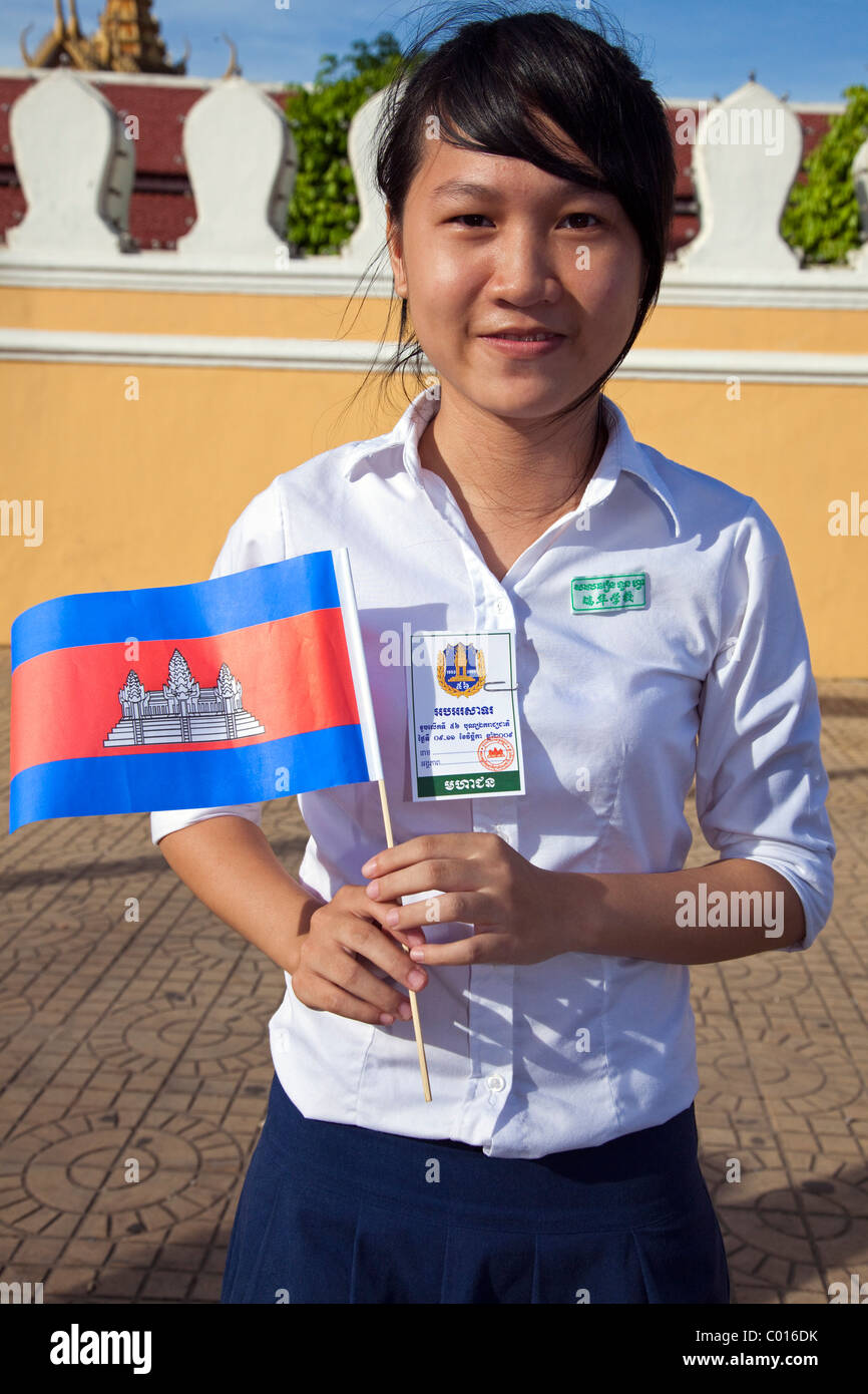 frontal-full-cambodia-schoolgirl-college