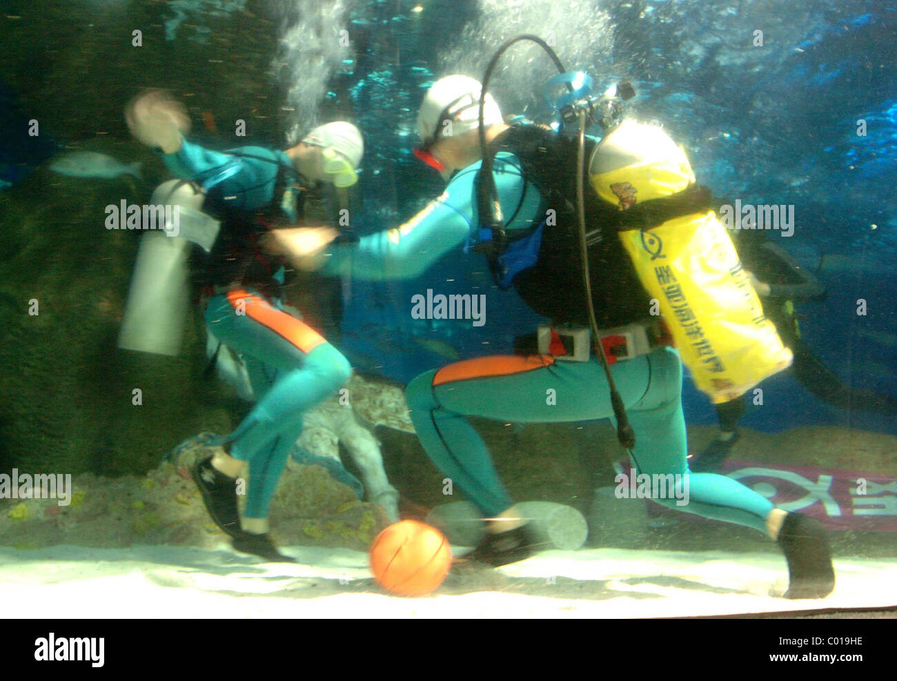 * UNDERWATER OLYMPICS Divers in China compete in an underwater Olympics