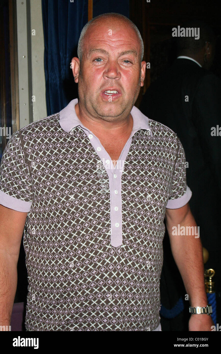 Cliff parisi hi-res stock photography and images - Alamy