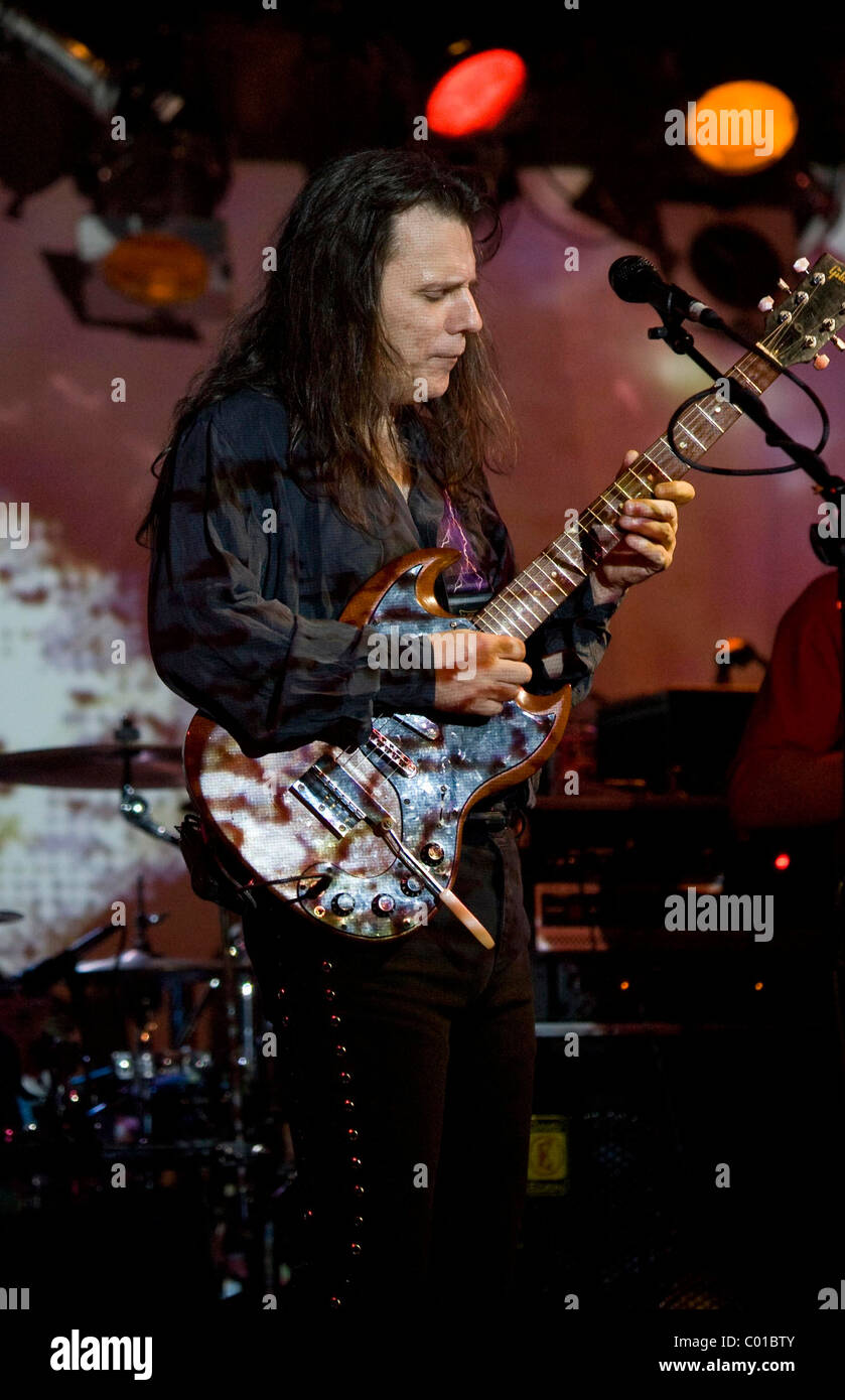 Frank Marino Mahogany Rush Hi res Stock Photography And Images Alamy frank-marino-mahogany-rush-hi-res-stock-photography-and-images-alamy