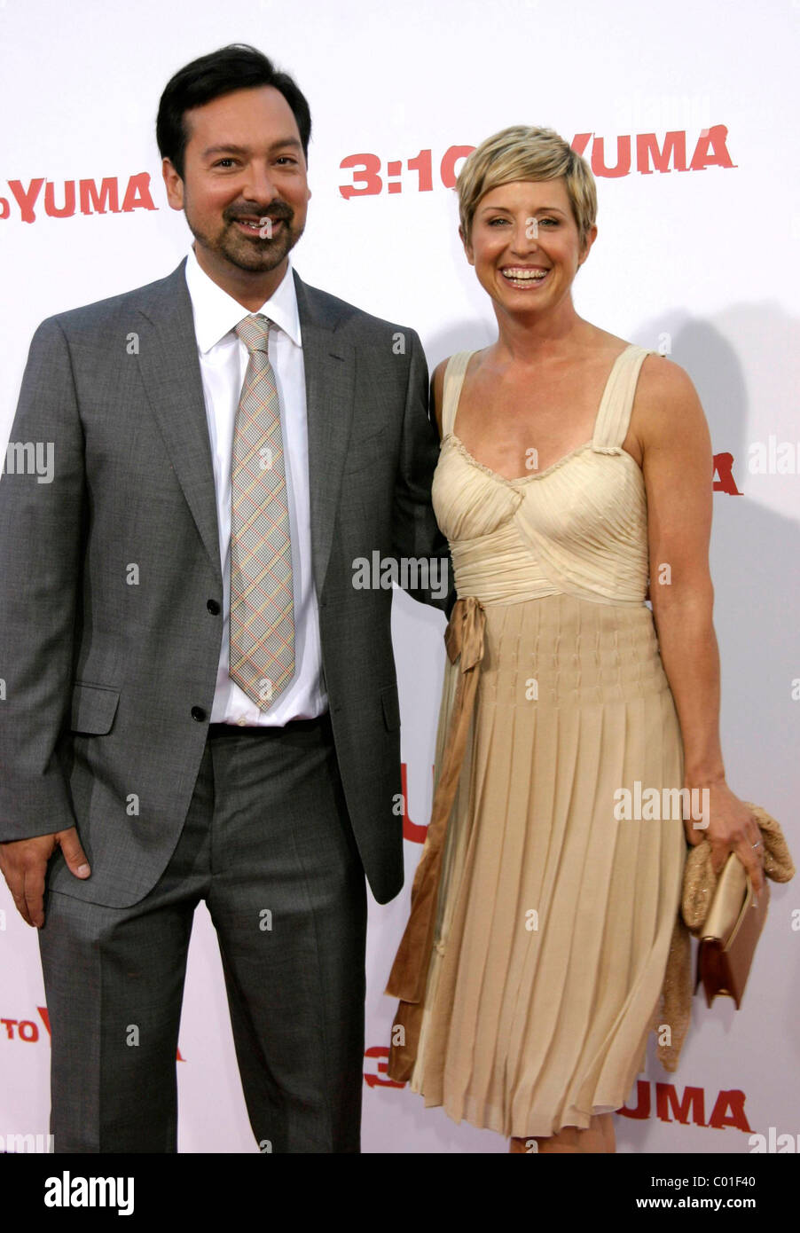 James Mangold and Cathy Konrad Premiere of '3:10 to Yuma' held at the Mann National Theatre Westwood, California - 21.08.07 Stock Photo