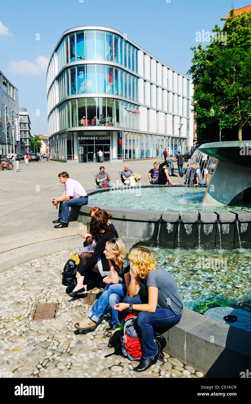 Karstadt Store High Resolution Stock Photography And Images Alamy 