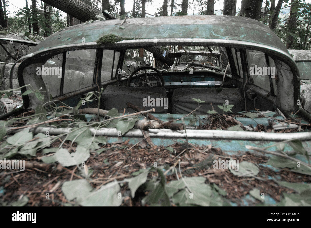 Interior oldtimer scrapyard hi-res stock photography and images - Alamy