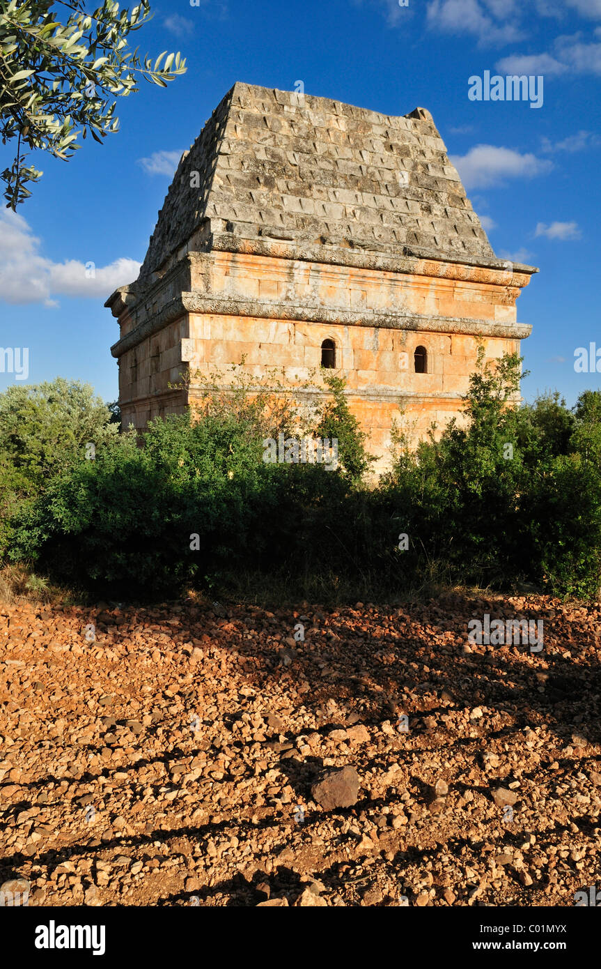 Byzantine grave tower at the archeological site of Al-Bara, Dead Cities ...