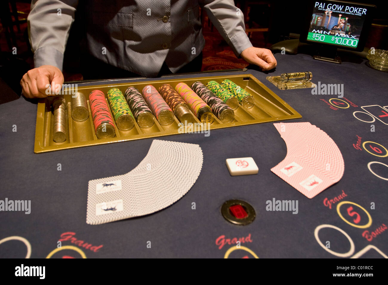 Fichas de juego hires stock photography and images Alamy