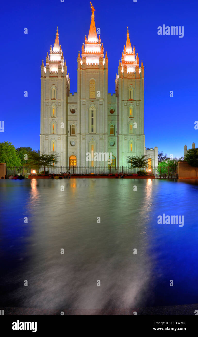 Night view, temple of The Church of Jesus Christ of Latter-day Saints, Church of Mormons, Temple Square, Salt Lake City, Utah Stock Photo