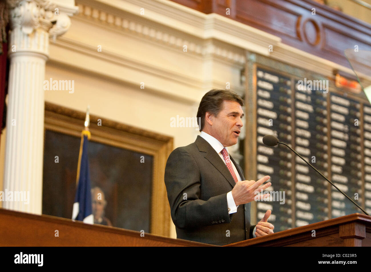 Texas Gov. Rick Perry gives his State of the State speech in the House of Representatives chamber at the Capital in Austin Stock Photo