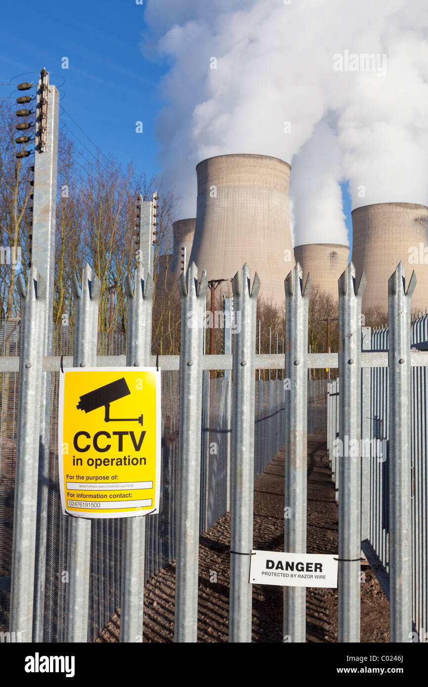 new security fence around Ratcliffe-on-Soar coal-fired power station Ratcliffe on soar Nottinghamshire England UK GB EU Europe Stock Photo