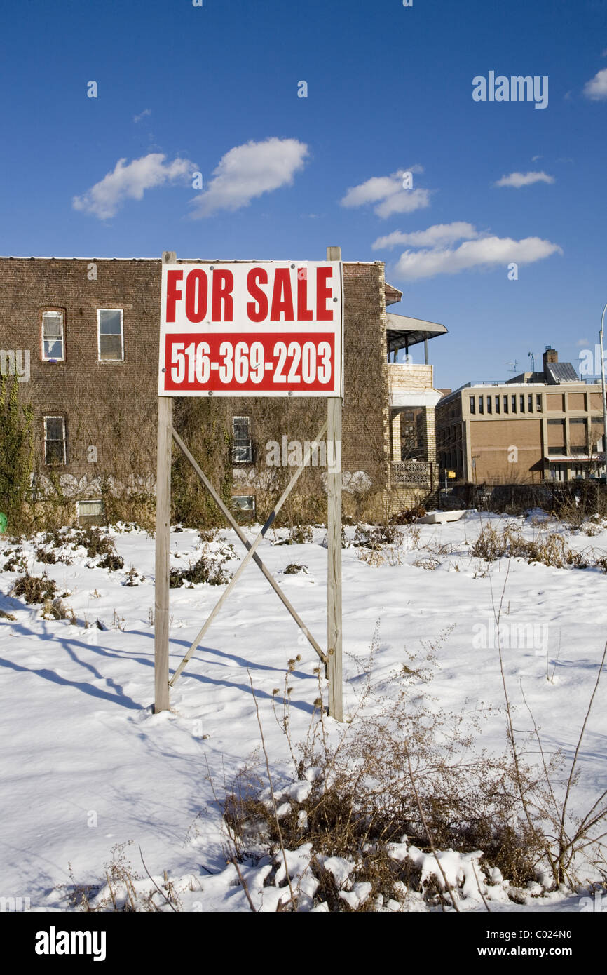 Empty plot of land hires stock photography and images Alamy