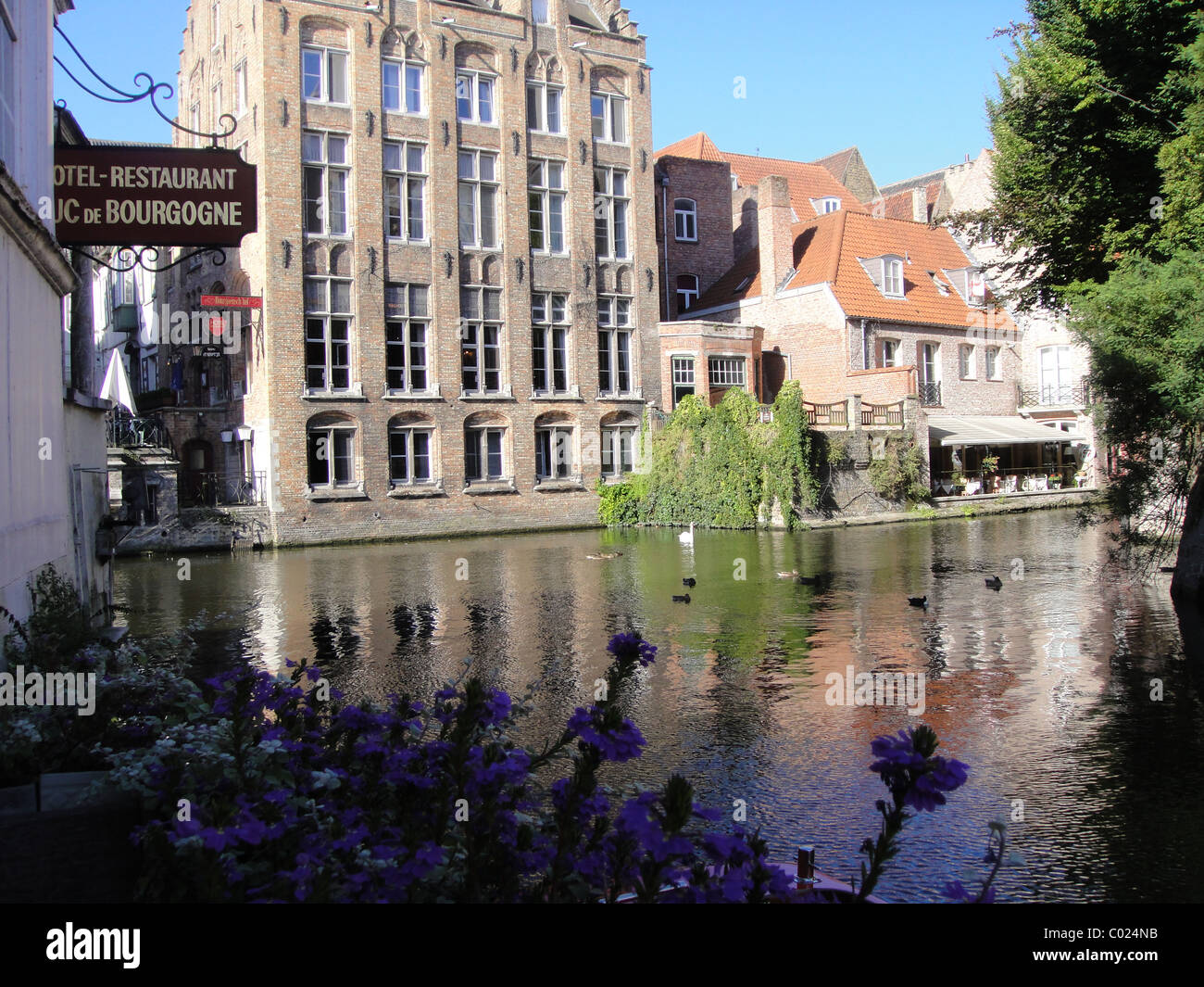 Bruges hotels and restaurants on River Dijver Stock Photo