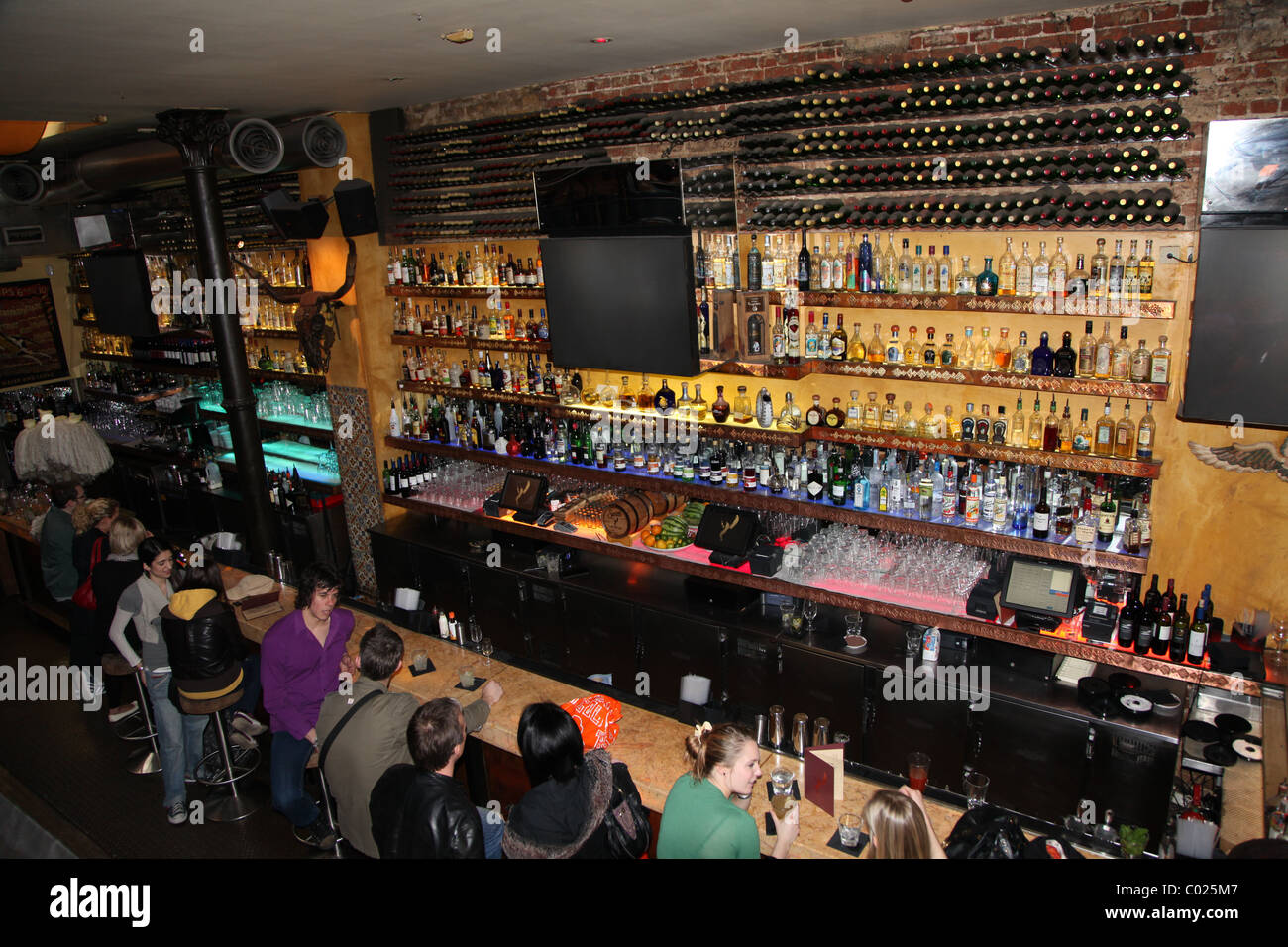 Very wellstocked London bar Stock Photo Alamy