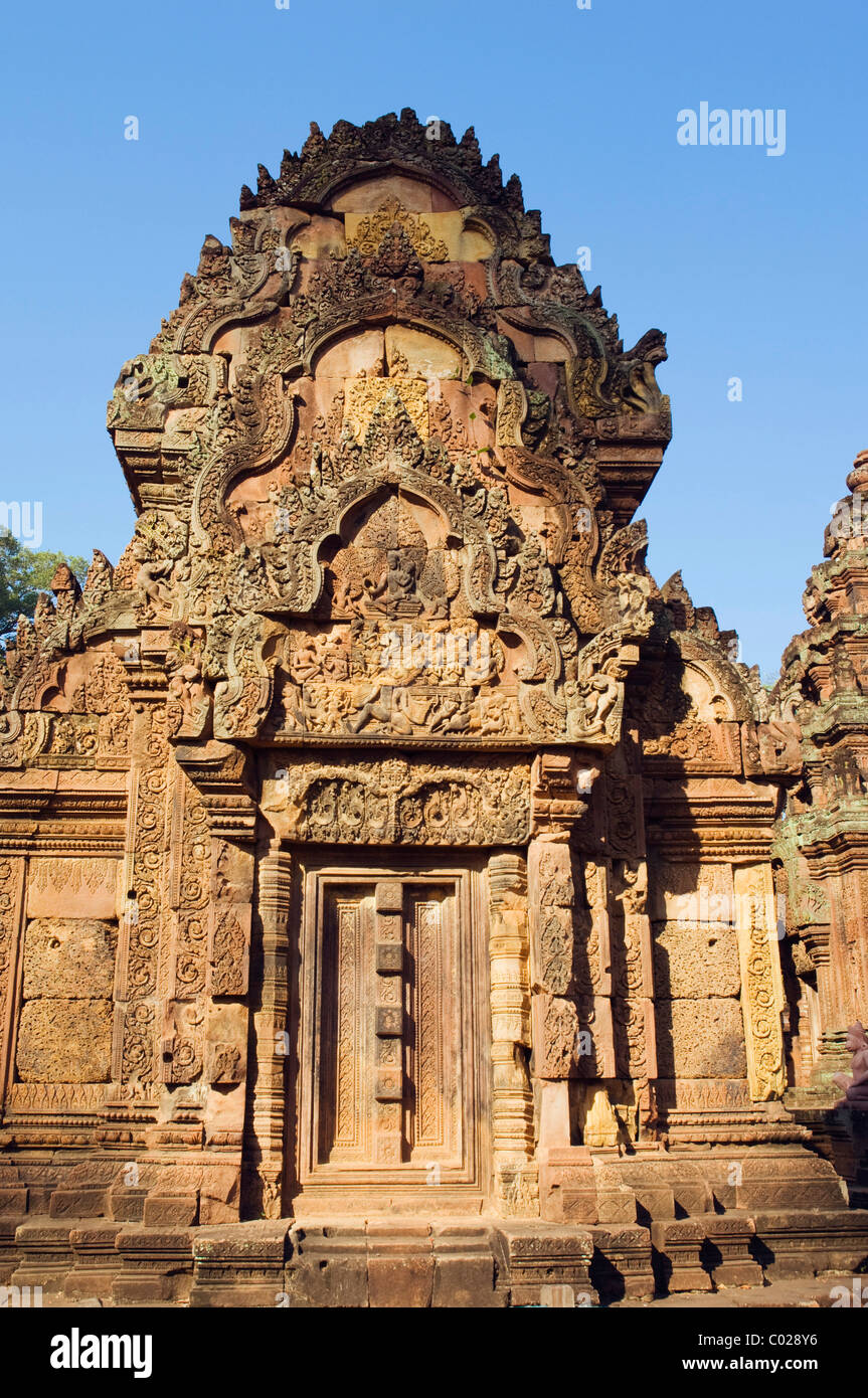 Stonemasonry on the Banteay Srei temple, Banteay Srey, Siem Reap, Cambodia, Indochina, Southeast Asia Stock Photo