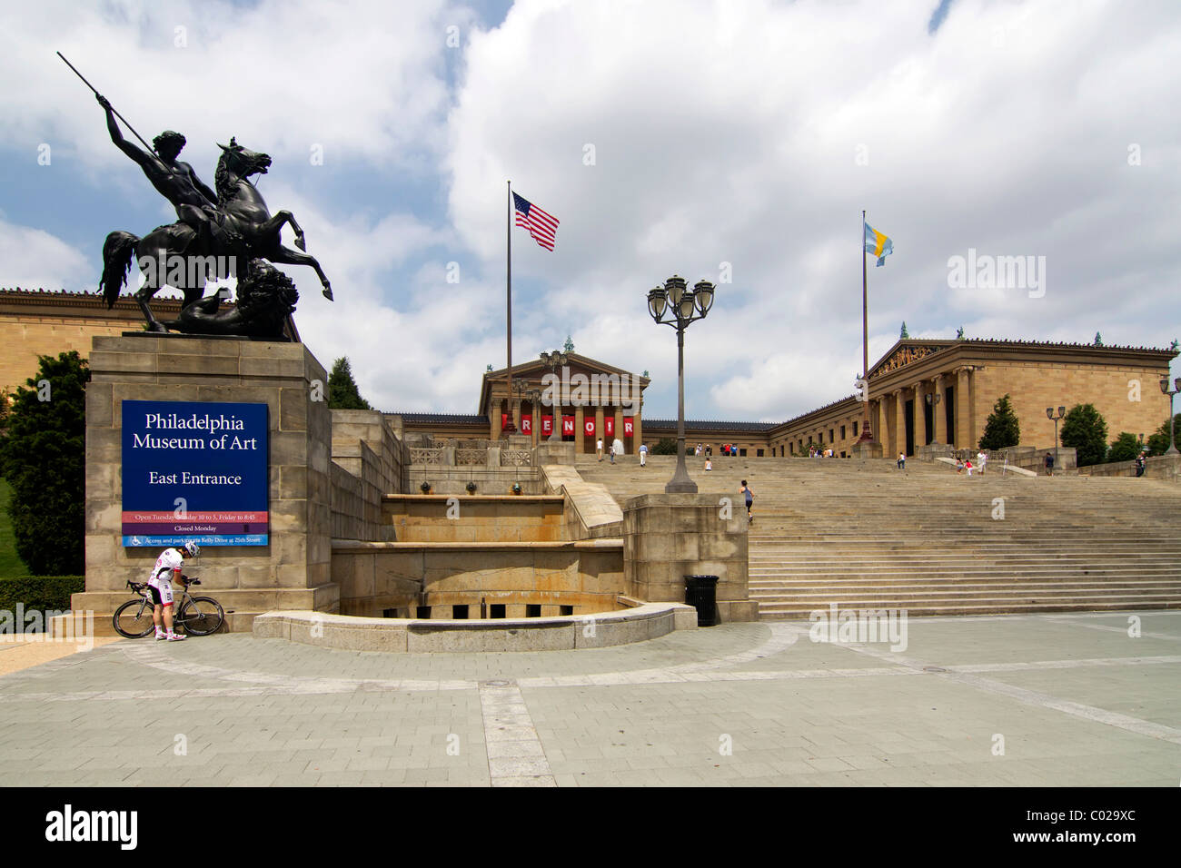 Philadelphia museum of art statue hires stock photography and images Alamy