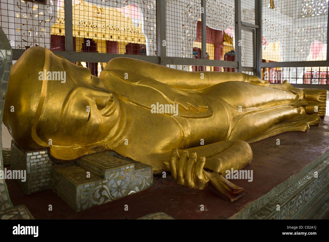 sleeping Buddha statue at Shwezigon Pagoda, Nyaung Oo, Bagan, Burma Myanmar Stock Photo