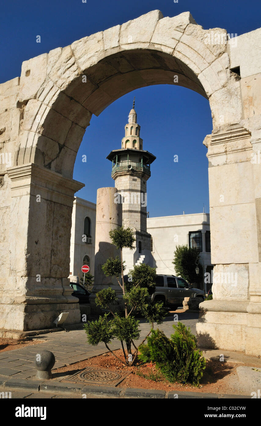 Roman city gate with Islamic minaret, historic town of Damascus, Unesco World Heritage Site, Syria, Middle East, West Asia Stock Photo