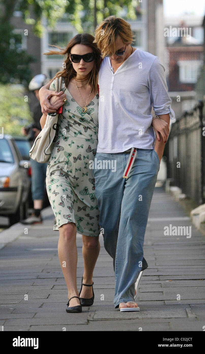 Keira Knightley and boyfriend Rupert Friend leaving her house London, England - 25.08.07 Will Stock Photo