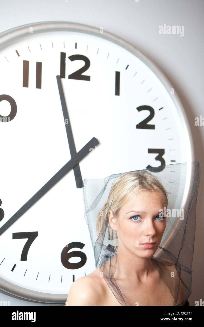 Large clock face hires stock photography and images Alamy