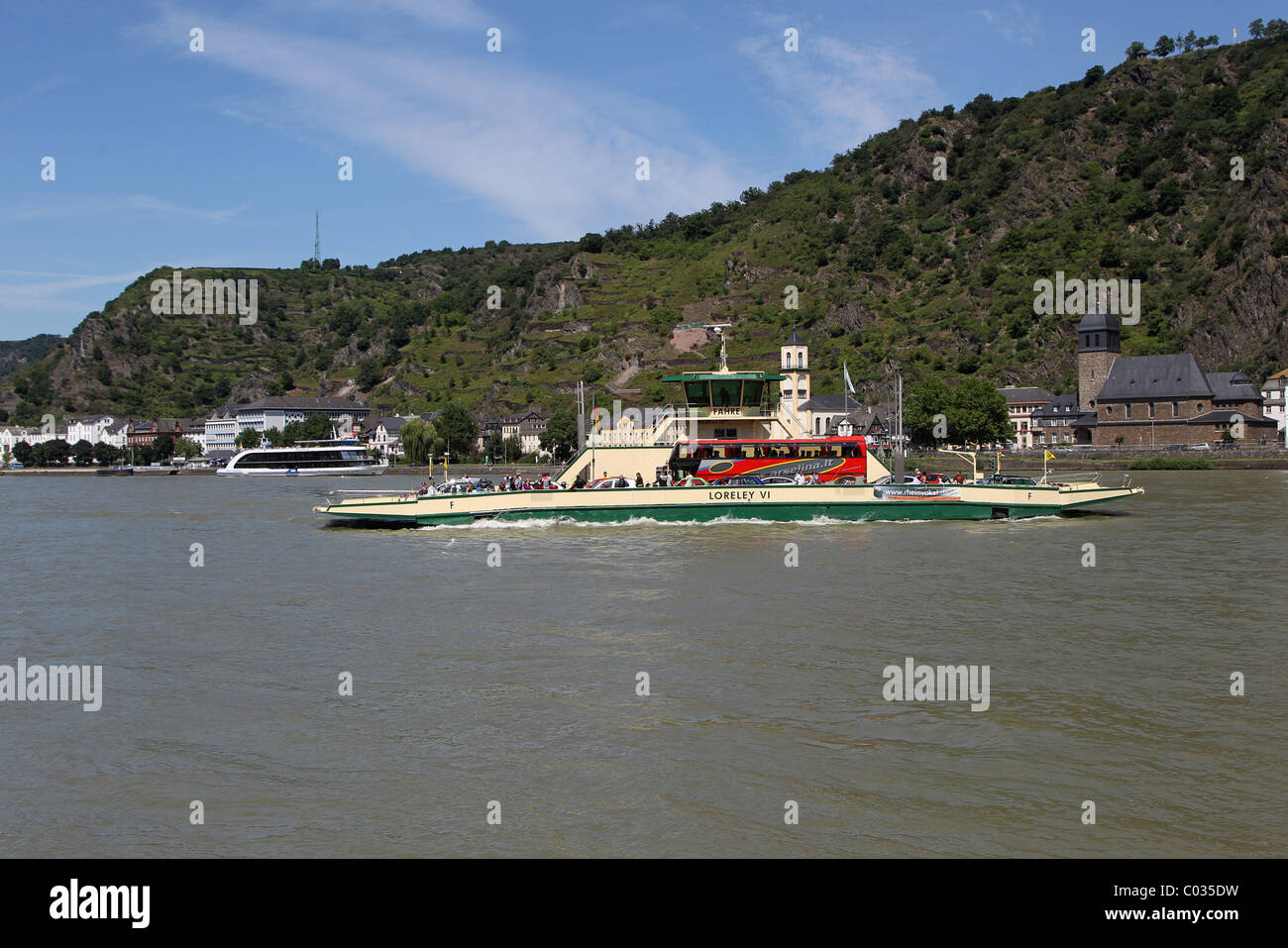Rhine ferry Loreley VI between St Goar and St Goarshausen, St Goar, Rhineland-Palatinate, Germany, Europe Stock Photo