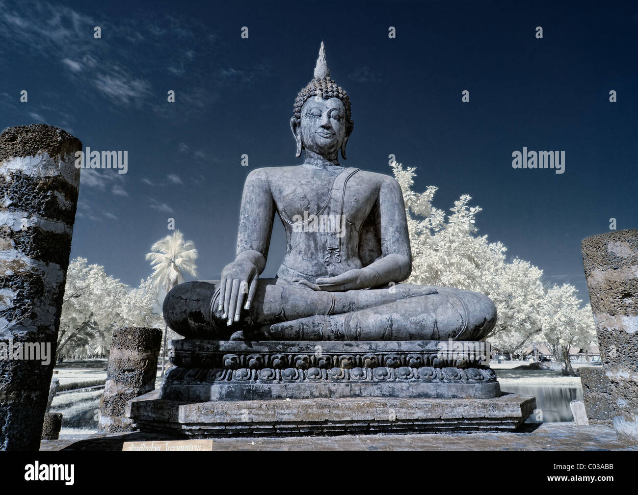 Wat Sa Si Sukhothai Stock Photo