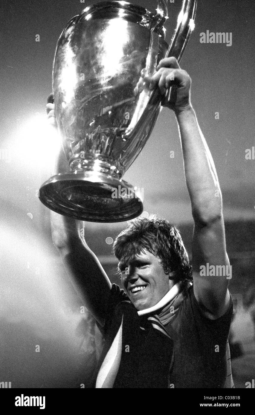 aston villa 1982 european cup final shirt