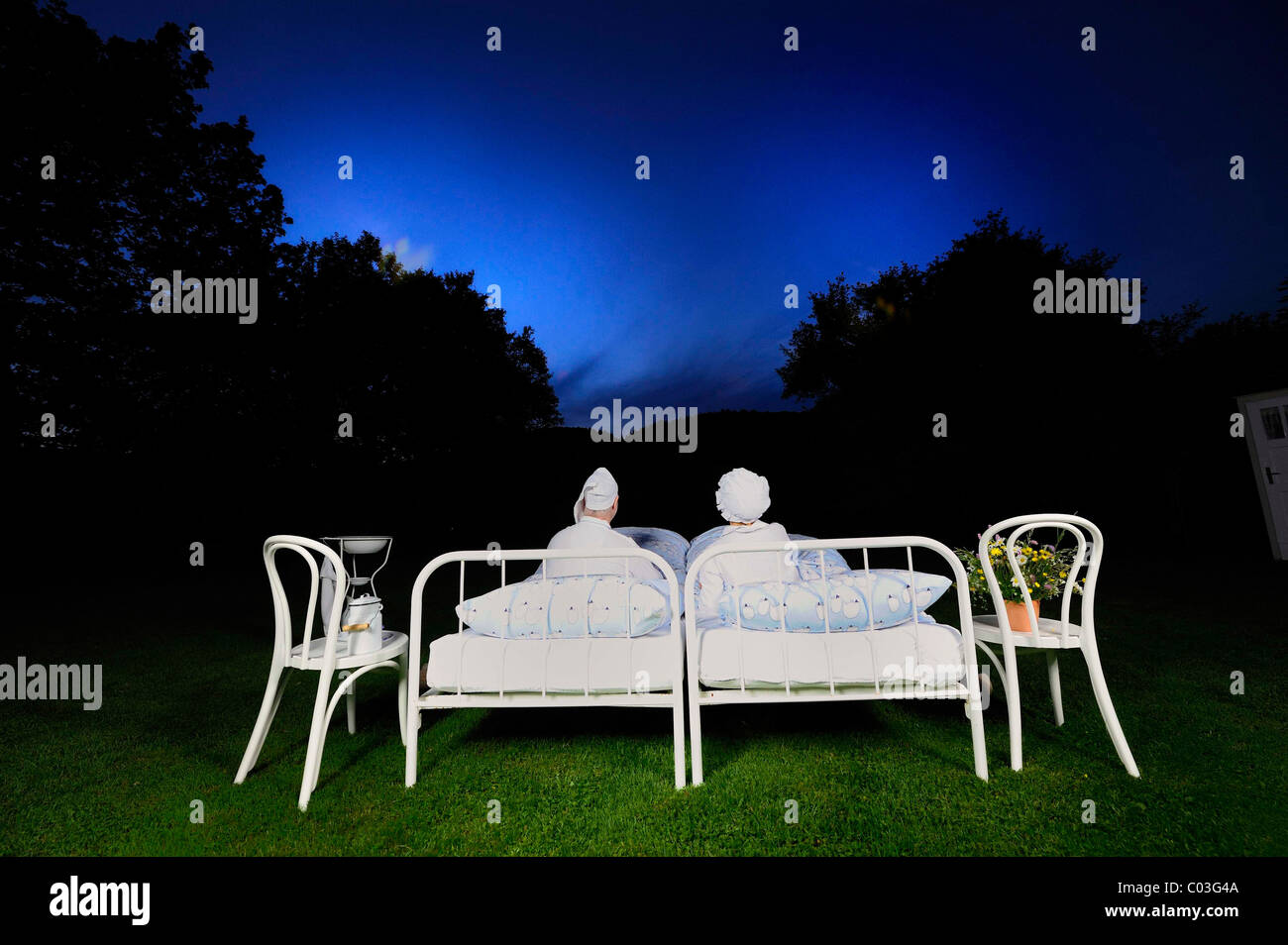 Boarders with nightgowns, nightcaps and chamber pot sleeping in the