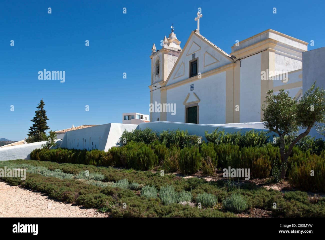 Portugal Algarve Ferragudo The Main Church Stock Photo Alamy portugal-algarve-ferragudo-the-main-church-stock-photo-alamy