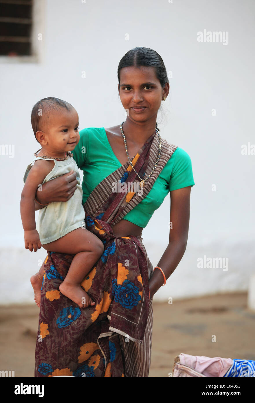 lady with child Andhra Pradesh South India Stock Photo - Alamy