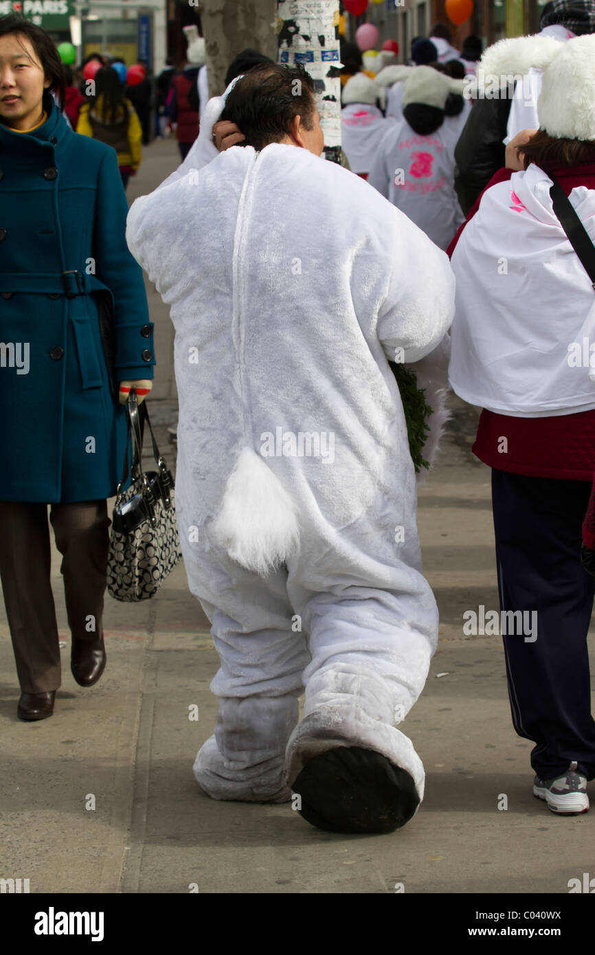 Headless costume hi-res stock photography and images - Alamy