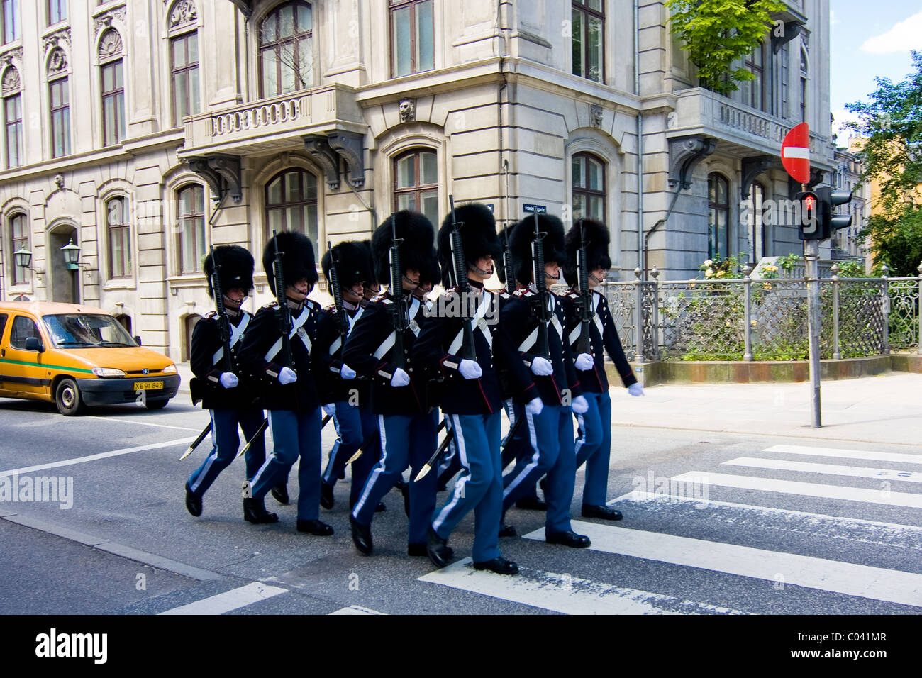 Danish Royal Life Guards (Den Kongelige Livgarde) on parade in Copenhagen,  Denmark Stock Photo - Alamy