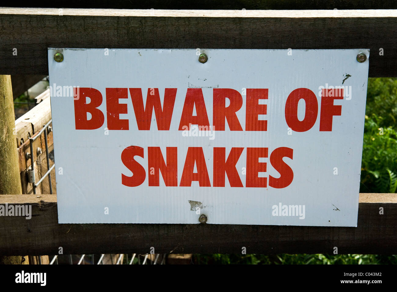 Beware of snakes sign hires stock photography and images Alamy