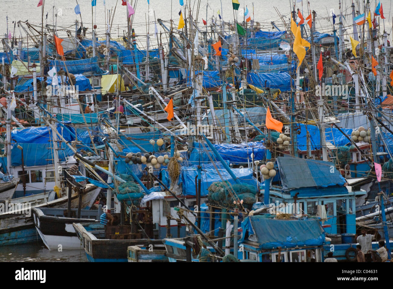 India fishing boat hi-res stock photography and images - Alamy