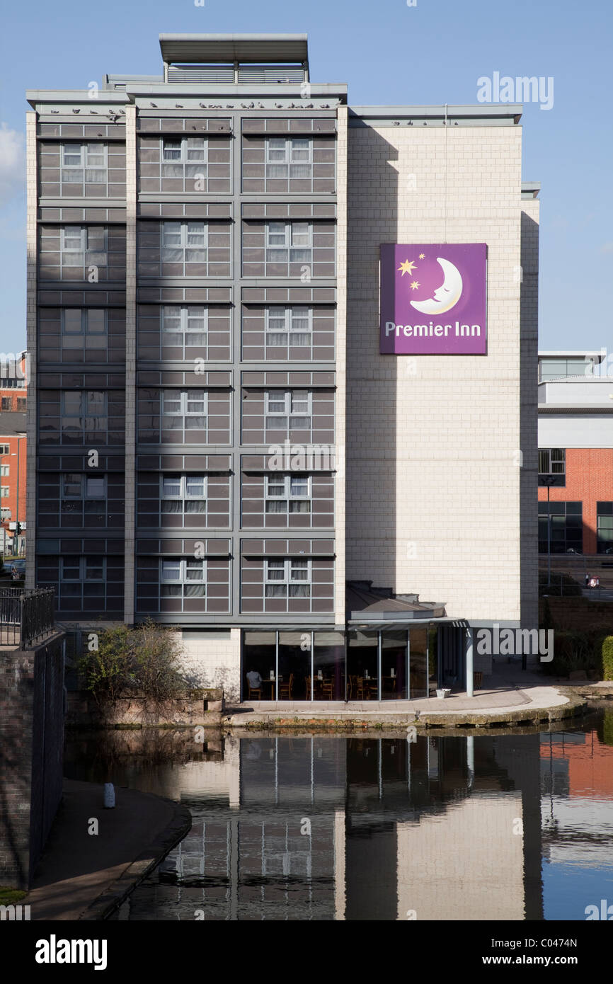 The Premier Inn hotel London Road Nottingham England UK Stock Photo Alamy