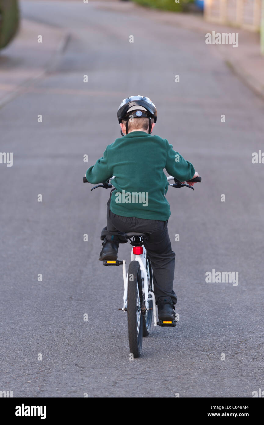 Cycle with boy shop