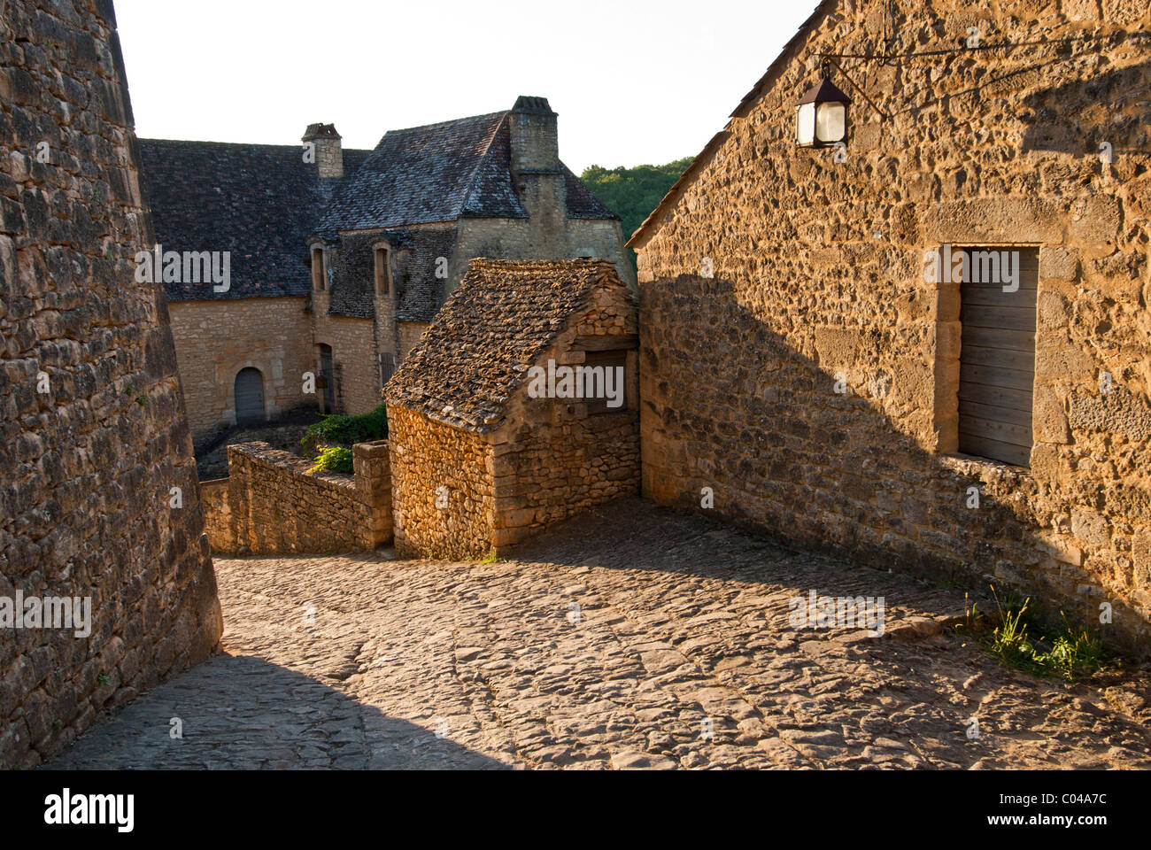 Beynac et-Cazenac, on river Dordogne, Aquitaine, South West France. Hilltop medieval town. Stone walls and path Stock Photo