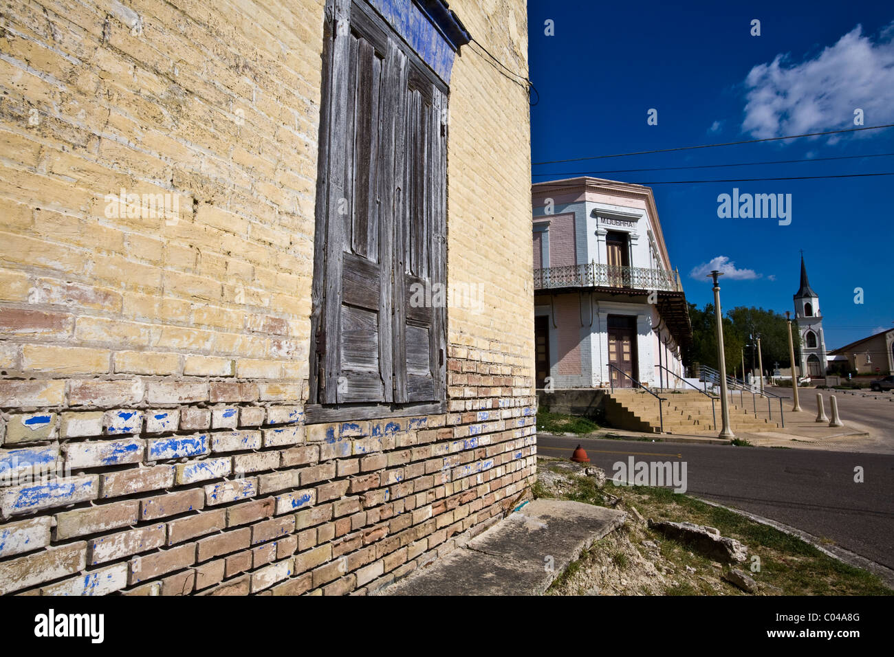The 1884 Manuel Guerra Building (bkgd), Roma Plaza, National Historic