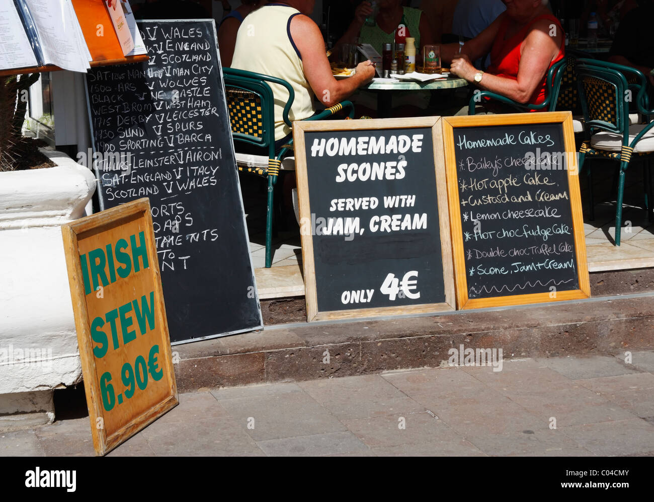 Irish restaurant ovelooking marina in Puerto de Mogan on Gran Canaria, Canary islands, Spain Stock Photo