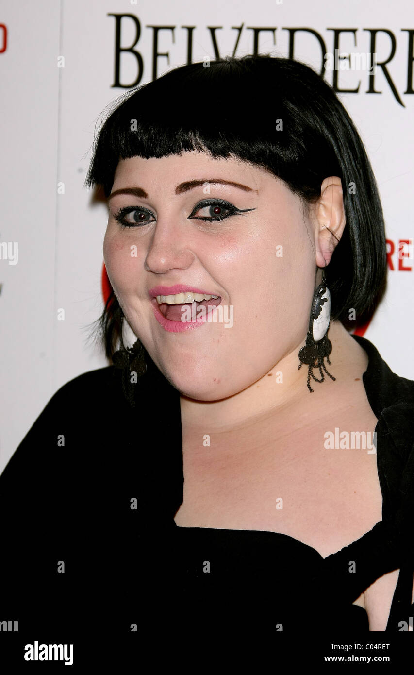BETH DITTO BELVEDERE RED LAUNCHES WITH USHER HOLLYWOOD LOS ANGELES CALIFORNIA USA 10 February 2011 Stock Photo