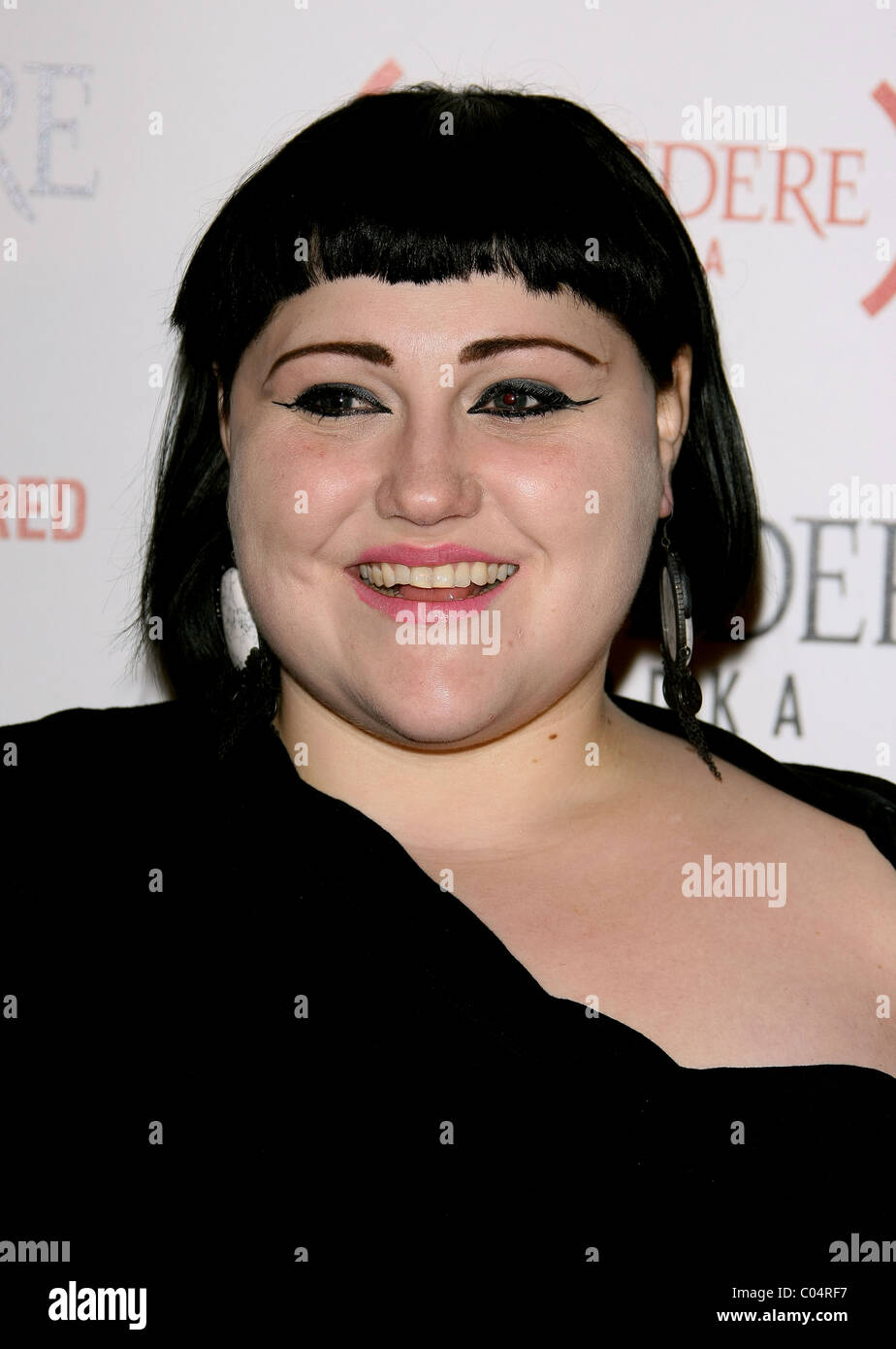 BETH DITTO BELVEDERE RED LAUNCHES WITH USHER HOLLYWOOD LOS ANGELES CALIFORNIA USA 10 February 2011 Stock Photo