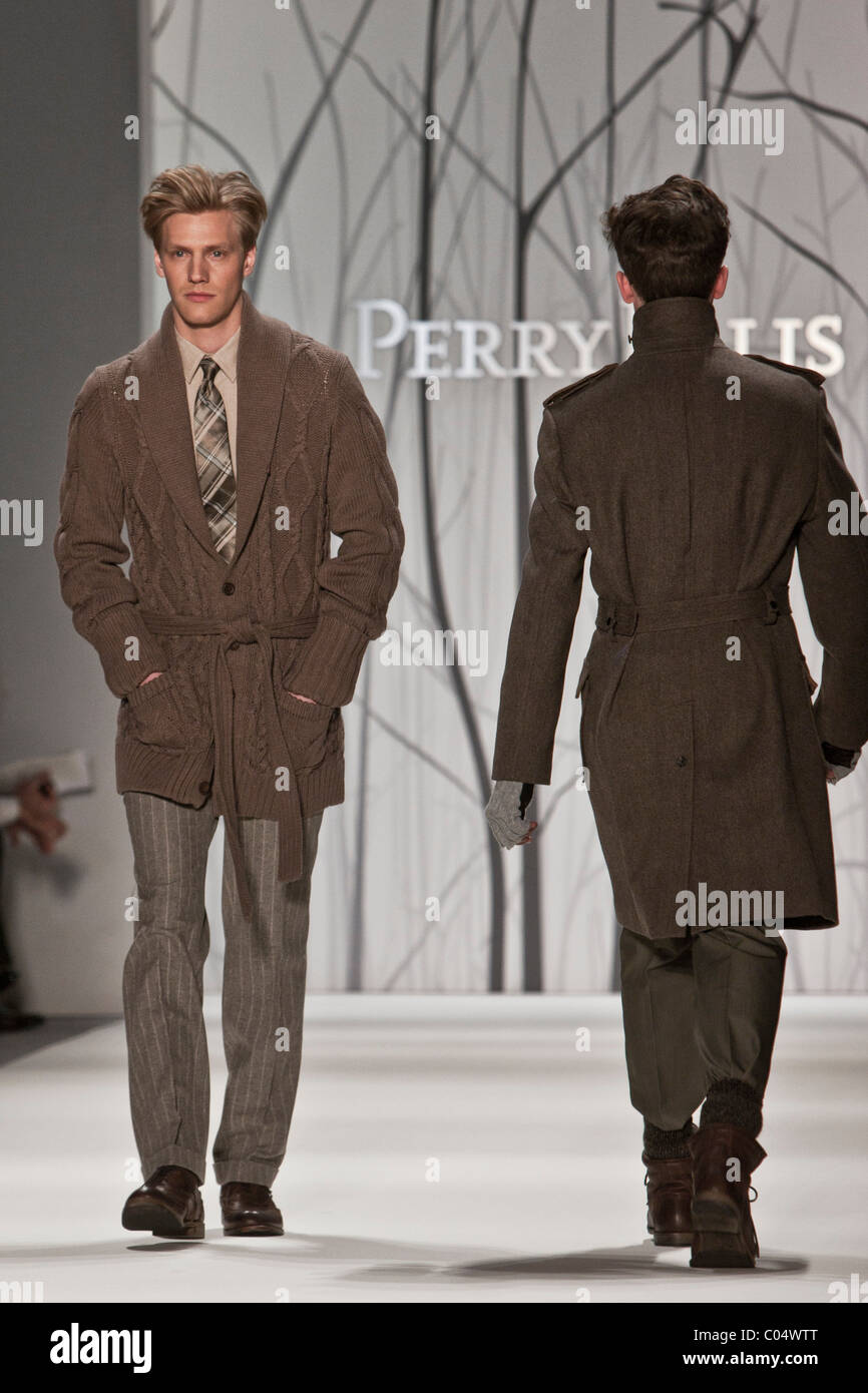 Perry Ellis 2011 fall winter runway presentation at New York fashion week Stock Photo