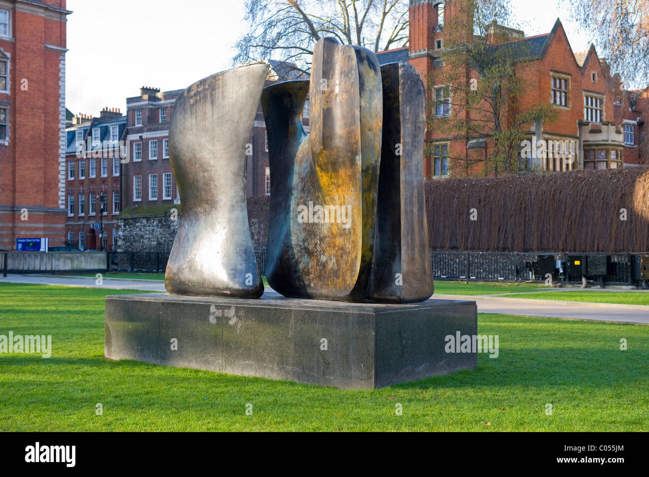 London , Westminster , bronze statue or sculpture by Henry Moore