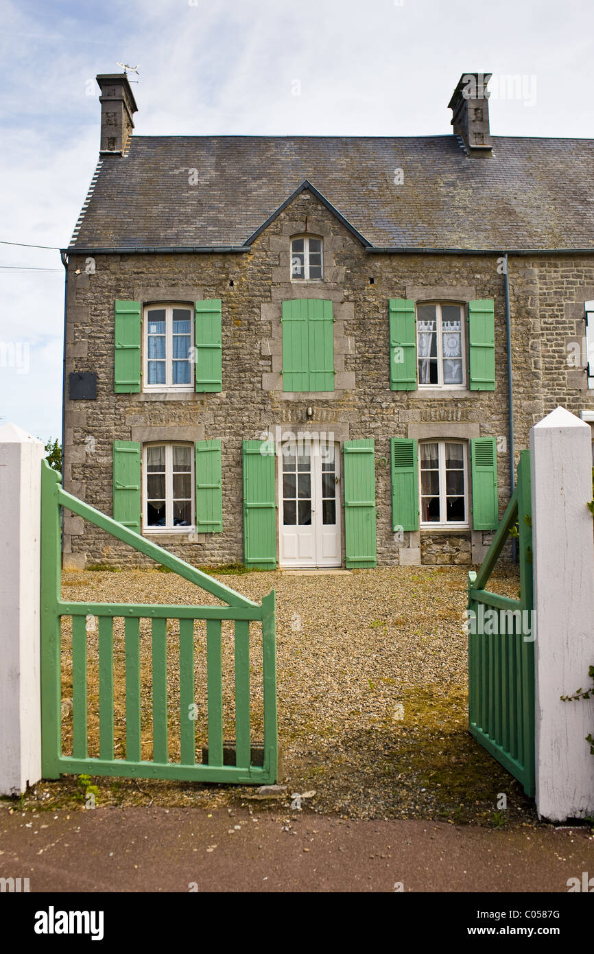 Detached houses france two hires stock photography and images Alamy