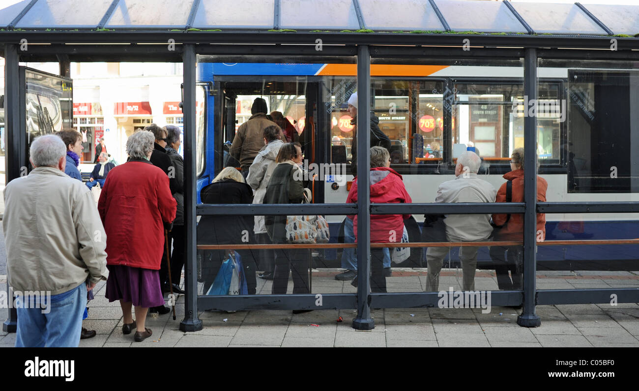 Pensioners bus pass hires stock photography and images Alamy