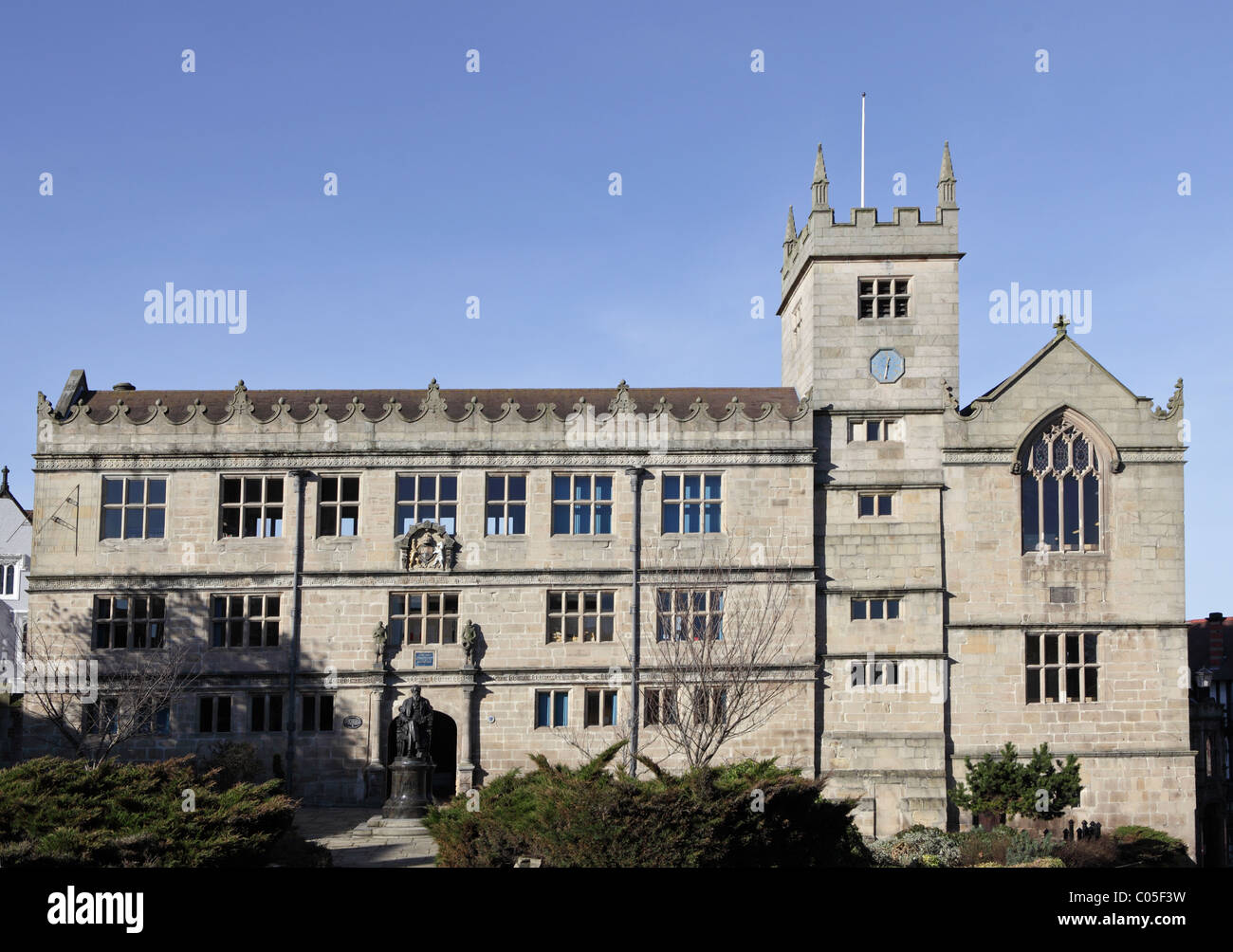 Shrewsbury Library in Castle Gates, Shrewsbury. Also once the Old Shrewsbury School. Stock Photo